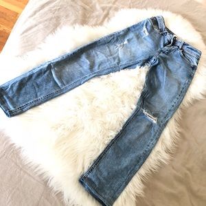 FOREVER 21 DISTRESSED GIRLFRIEND JEANS SZ 24